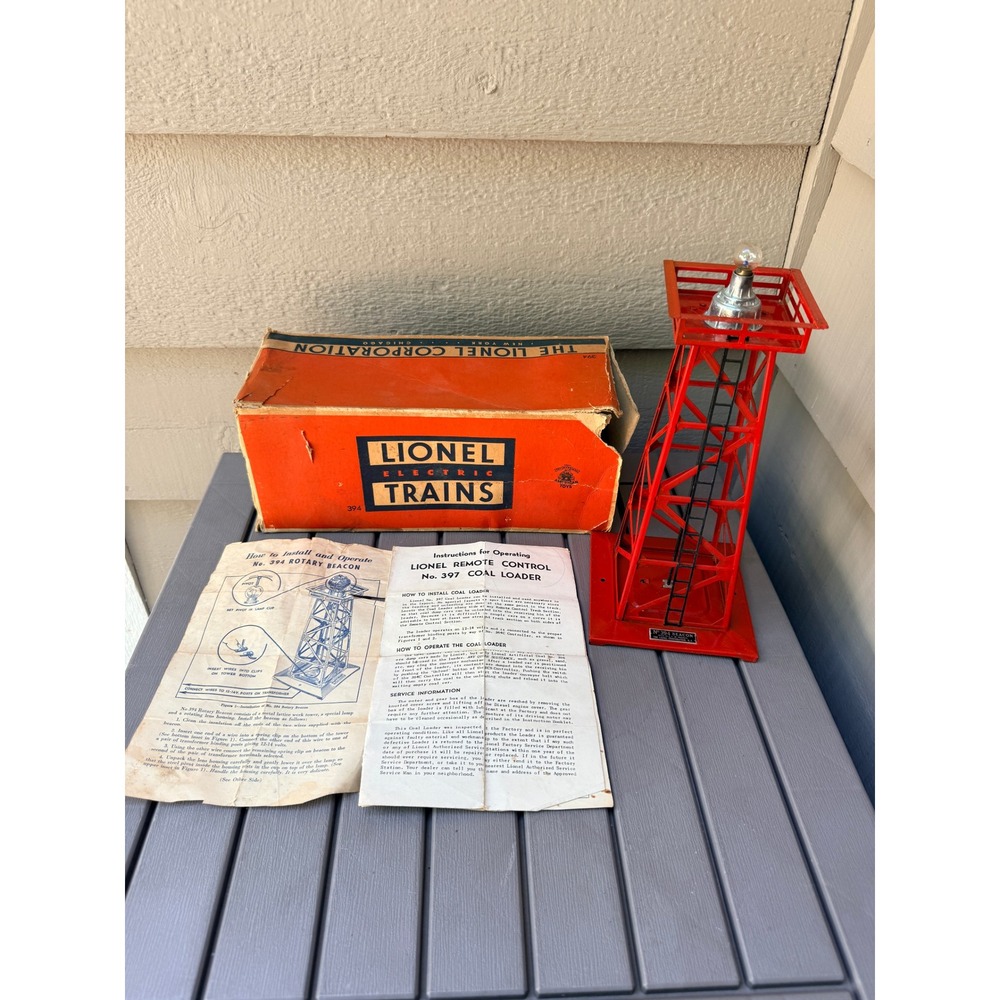 Lionel Trains No 394 Rotary Beacon Red Metal Tower with Original Box and Manual